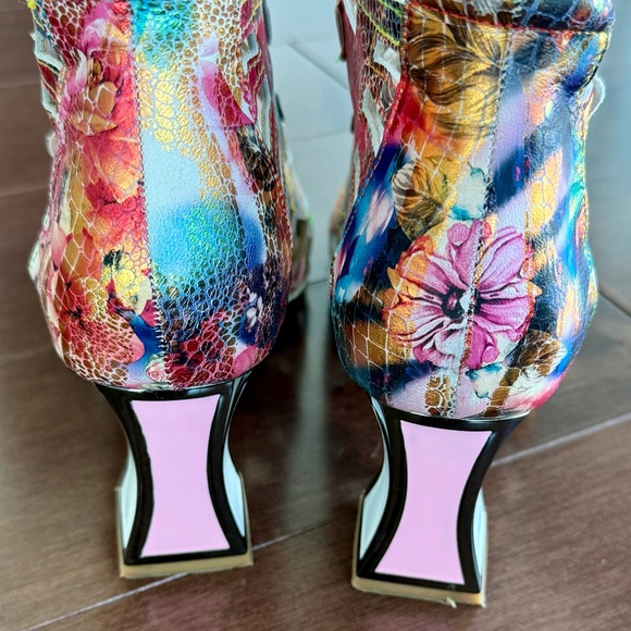 Vibrant Multicolor Strappy Sandals - Picture 2 of 6